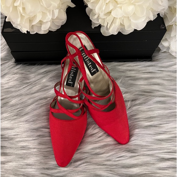 🎁 Unlisted Ladies Red Fabric Strappy Sling Back “Great For Your Holiday Parties” - Picture 1 of 9